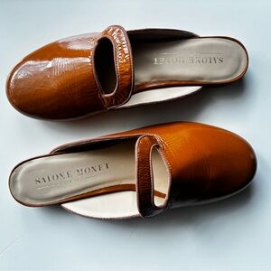SALONE MONET Tan Patent Leather Mules Size 8.5